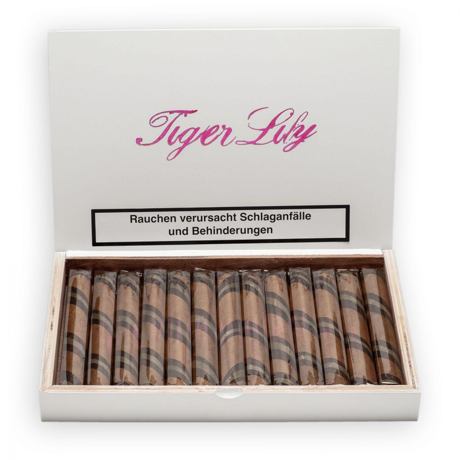 HC33-430_0 Black Label Trading Co. »Black Works 2020 - Tiger Lily« Toro, 13er Kiste, limitiert
