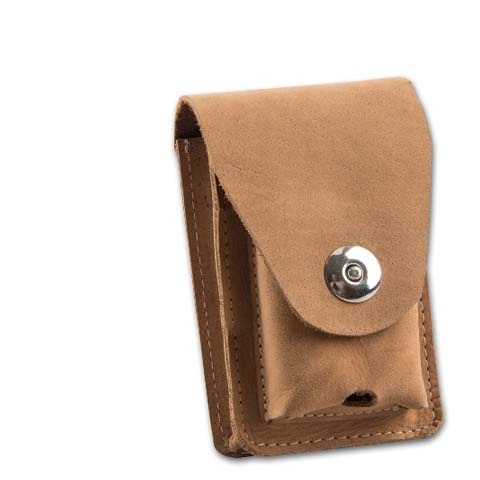 zigaretten-etui-zigarettenetui-leder-braun-mit-guertelschlaufe-fuer-20-zigaretten-cigarre24-677-87840-n01 Zigaretten-Etui Leder in hellbraun mit Feuerzeugköcher und Gürtelschlaufe, 20er